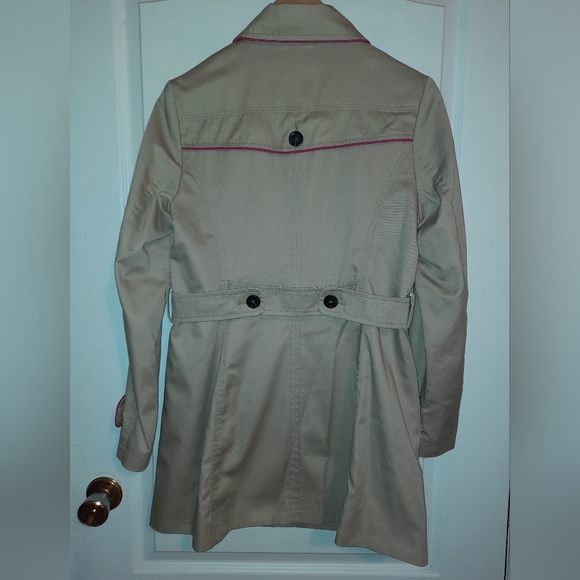 Trench coat - Picture 2 of 4